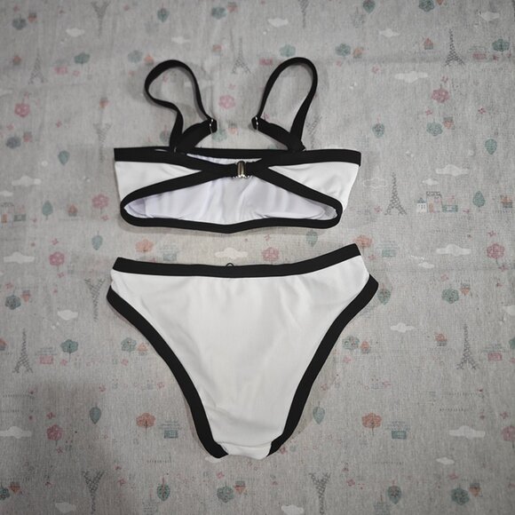 Chanel swimsuit set - Picture 3 of 4